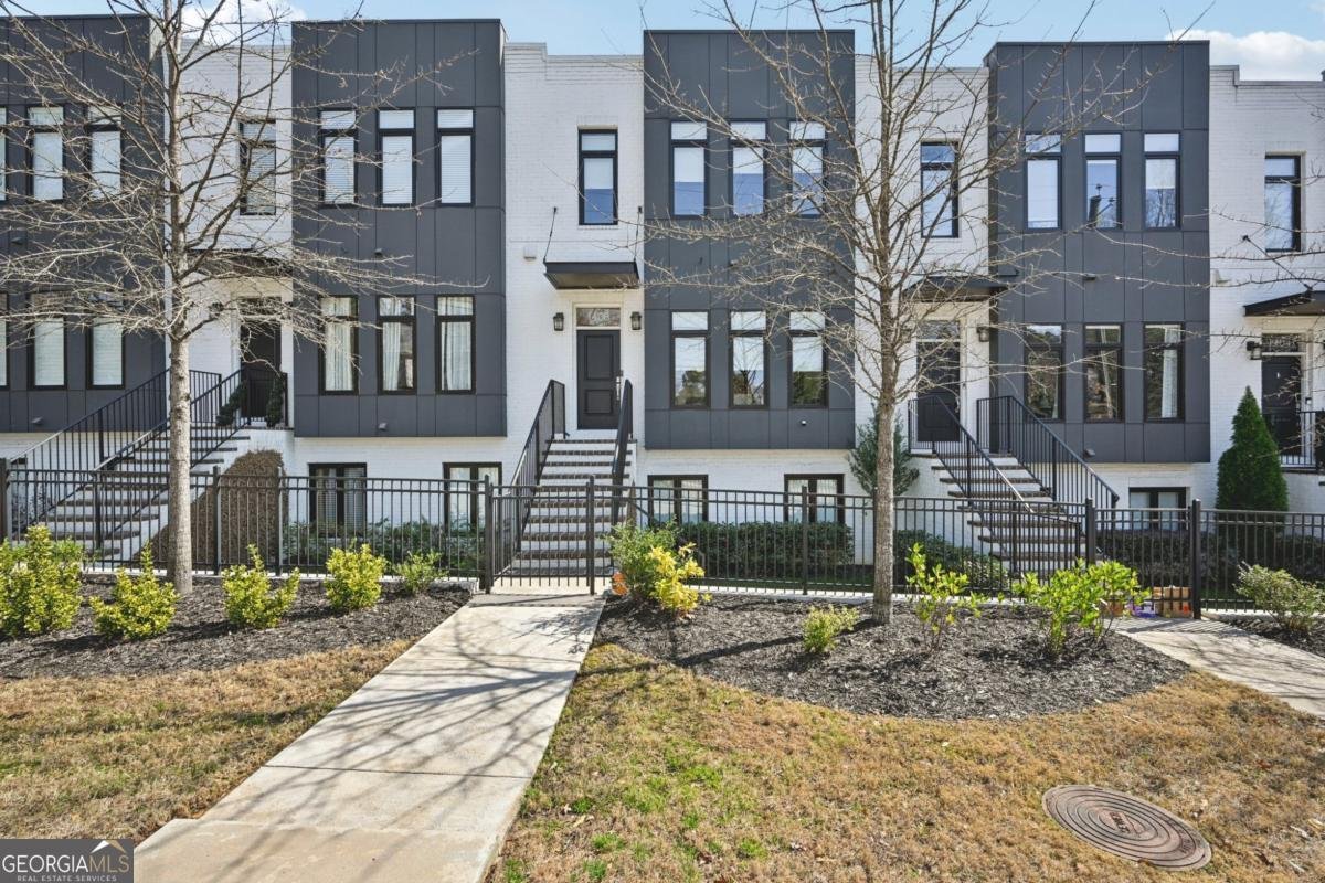 1108 Briar Cove Circle Atlanta - Photo 1