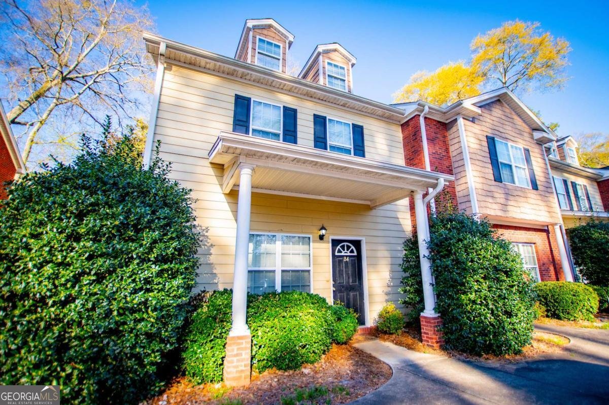 145 Bowen St B4 Carrollton - Photo 1