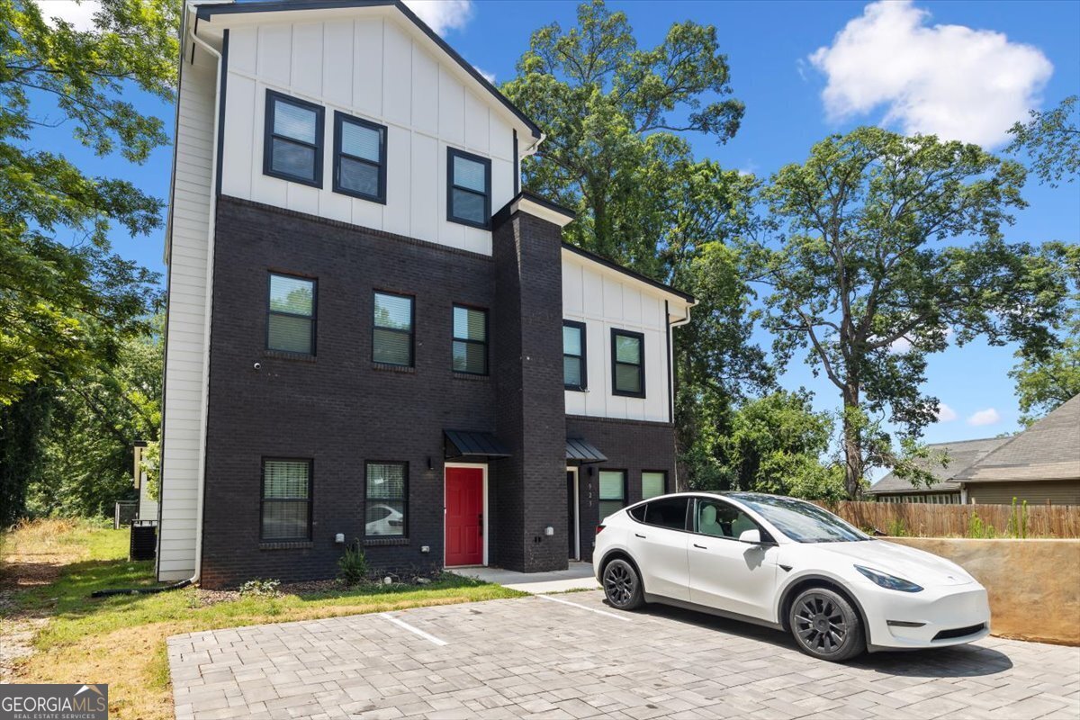 925 Hank Aaron Drive Atlanta - Photo 1