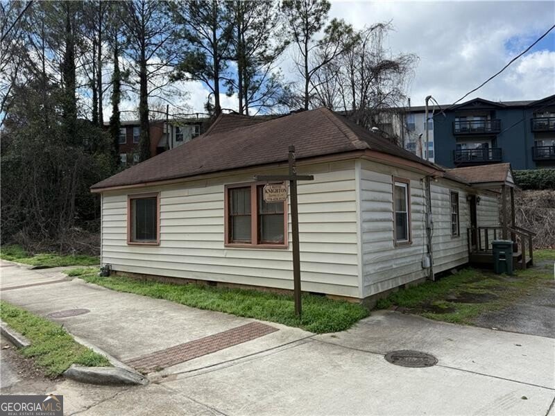 353 Campbell Hill Street Marietta - Photo 1