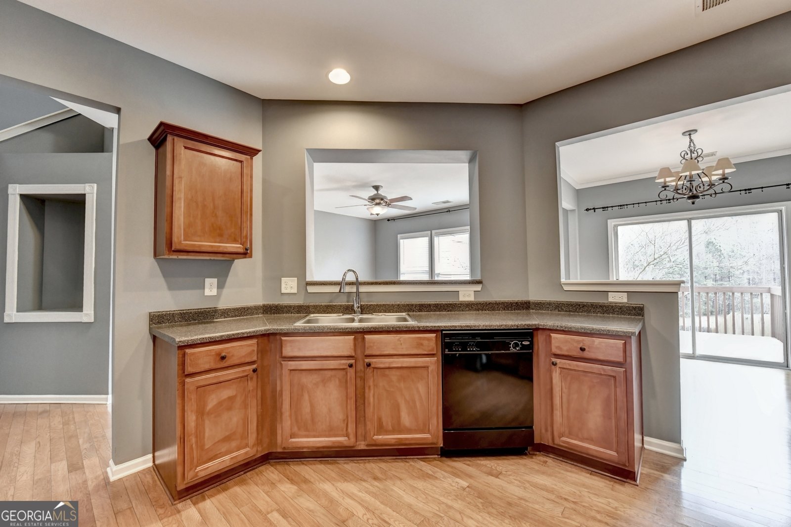 195 Ledgewood Mill Way Lawrenceville - Photo 17