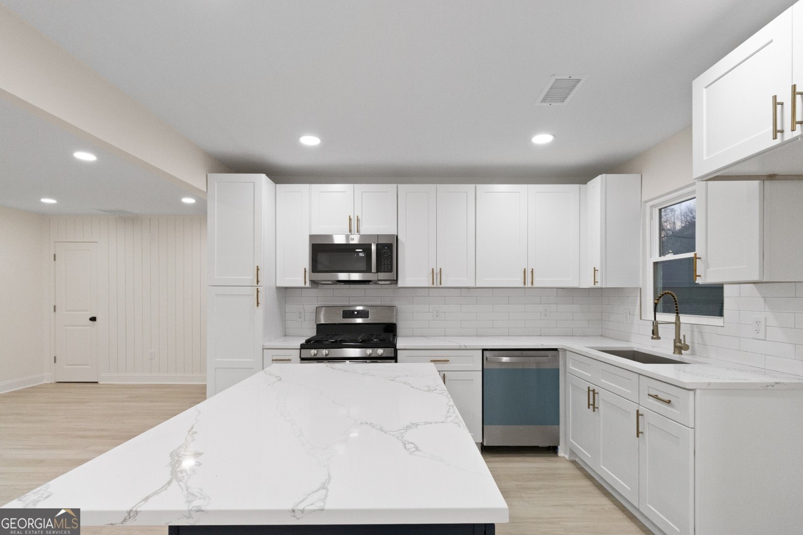 4134 Hanes Drive Decatur - Photo 9