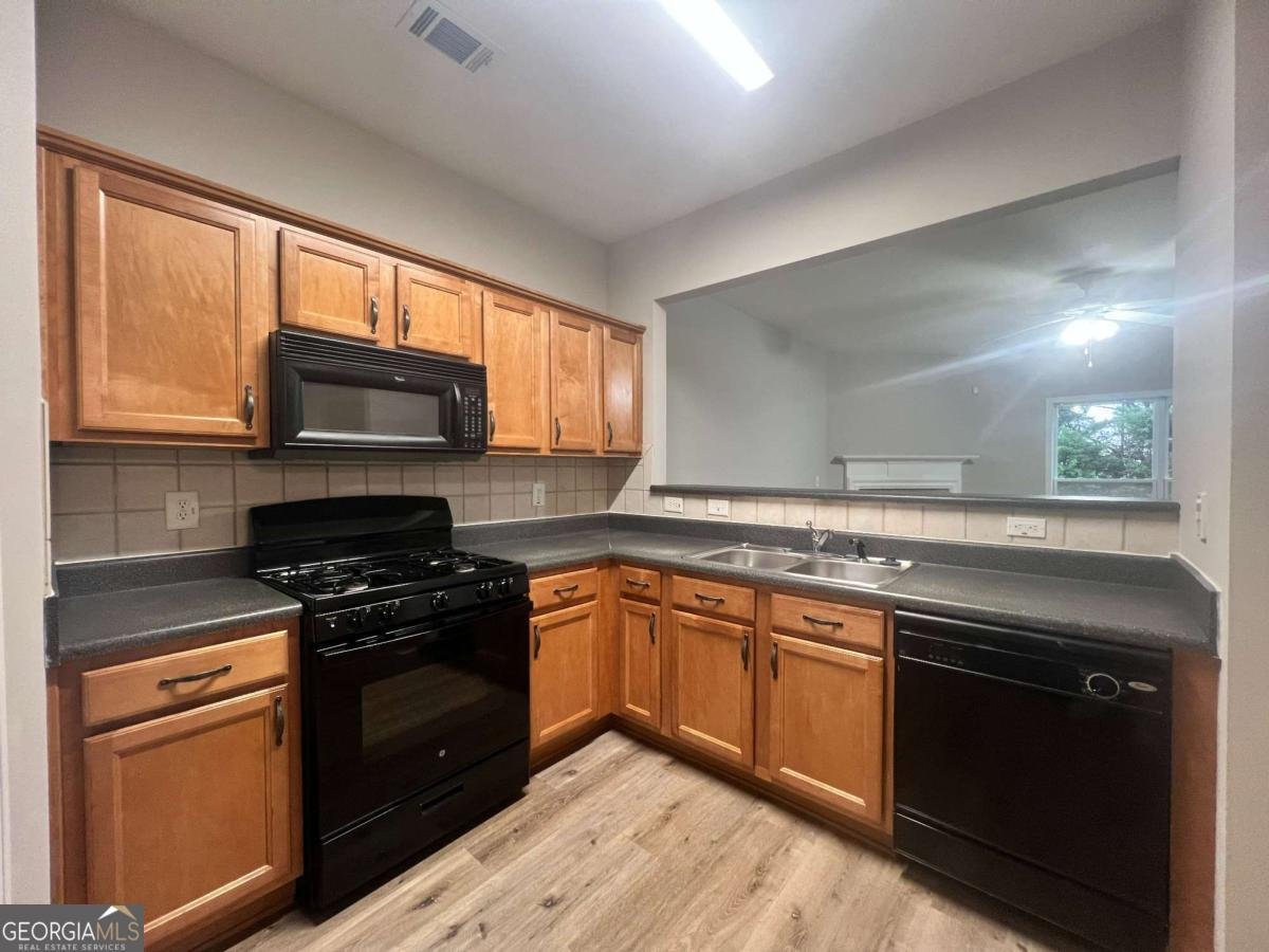 2176 Executive Drive Duluth - Photo 8