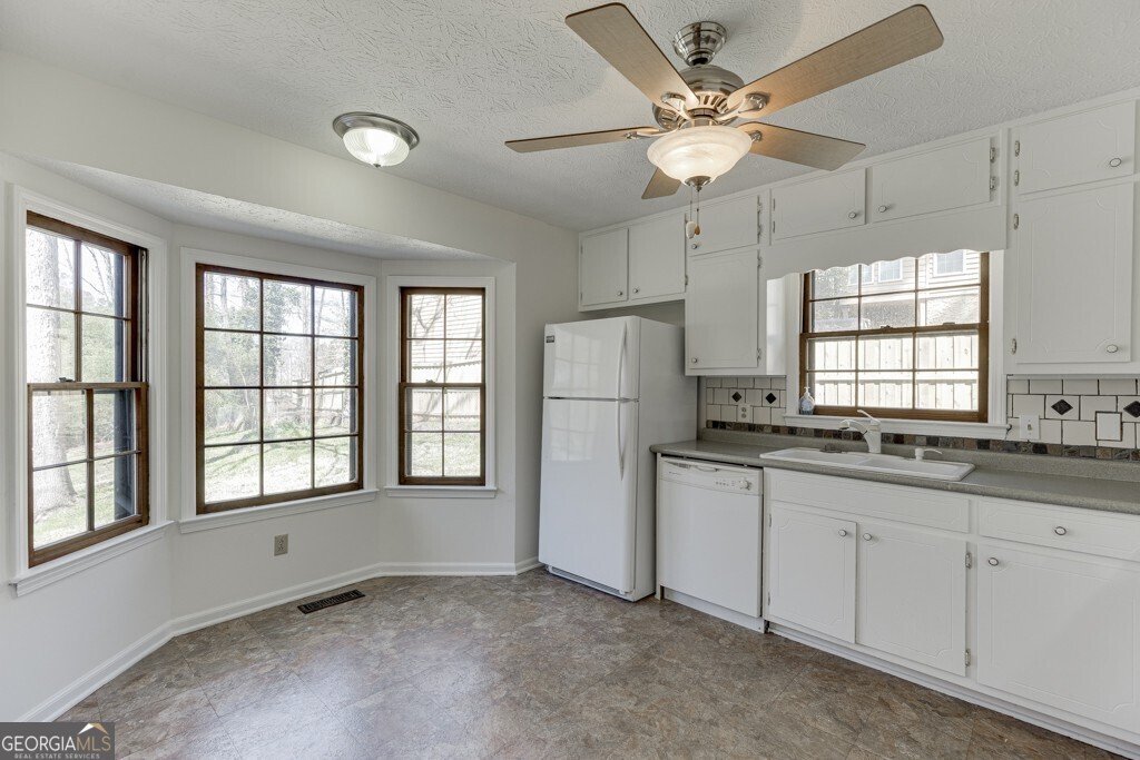 4271 Westminster Drive Snellville - Photo 18