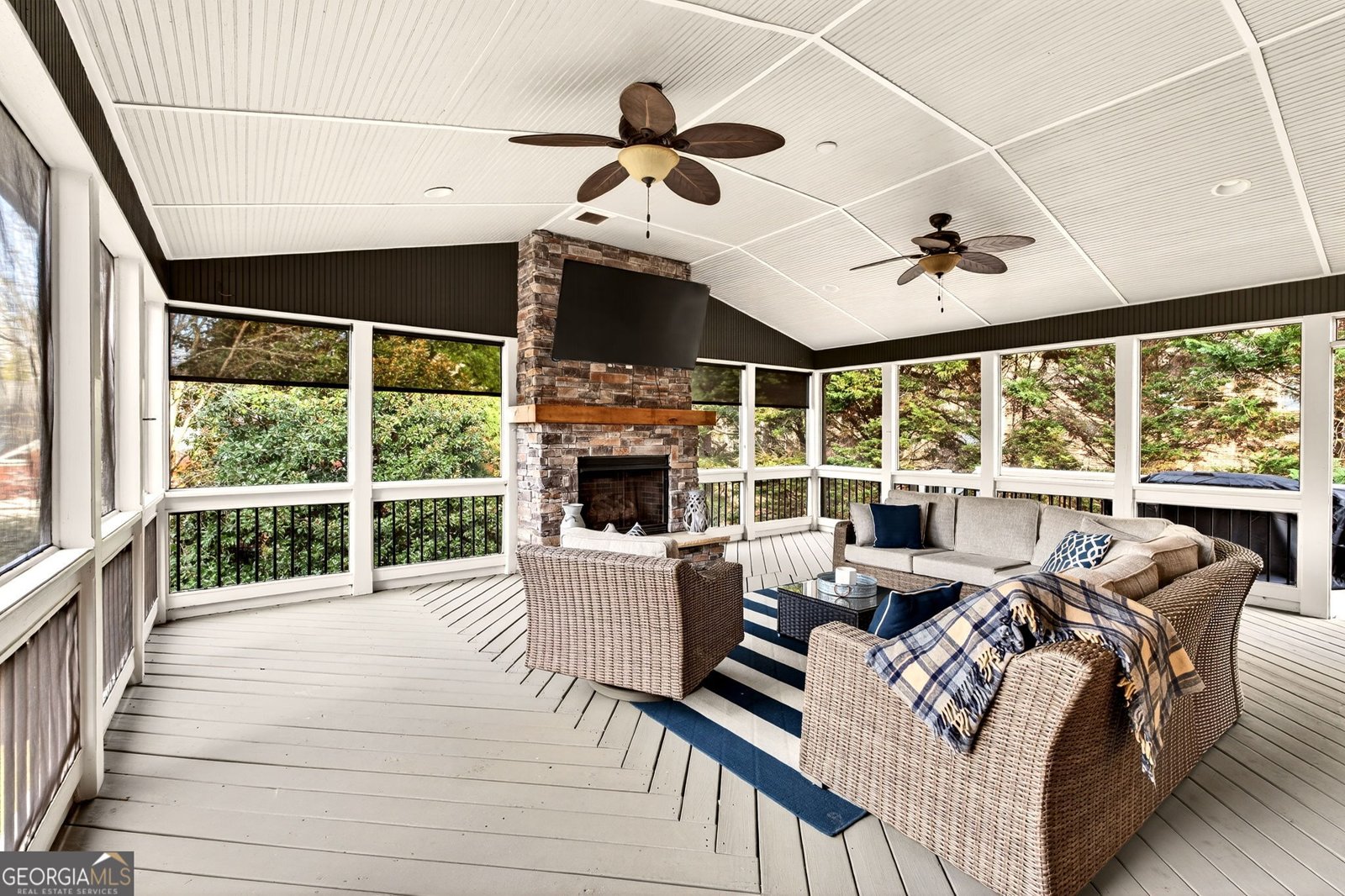 4742 Terquay Court Suwanee - Photo 10