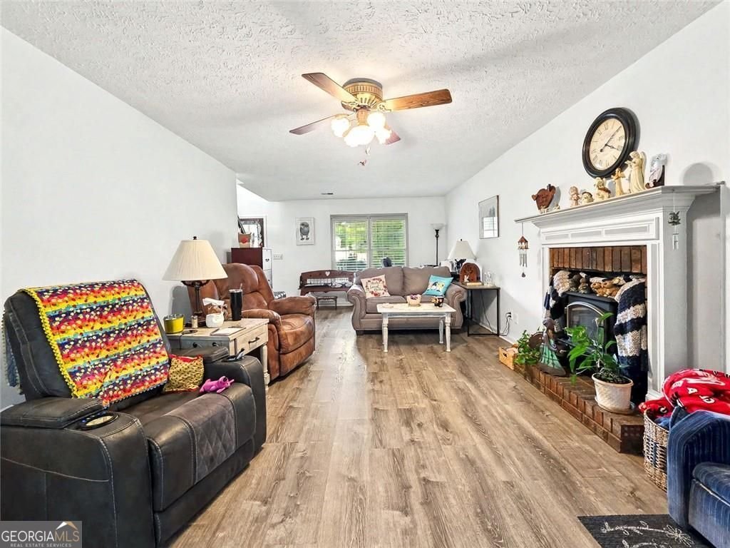 411 Harbor Way Woodstock - Photo 10