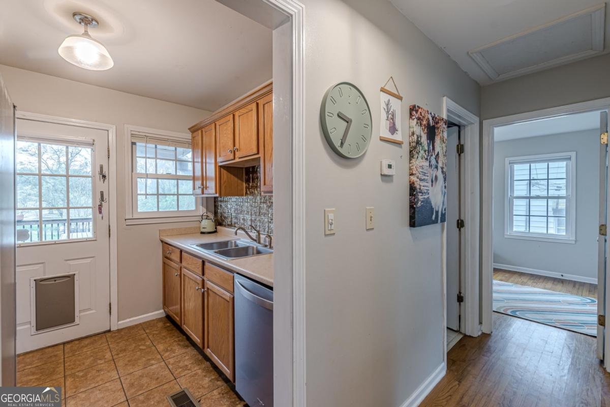 1324 Forrest Avenue East Point - Photo 32