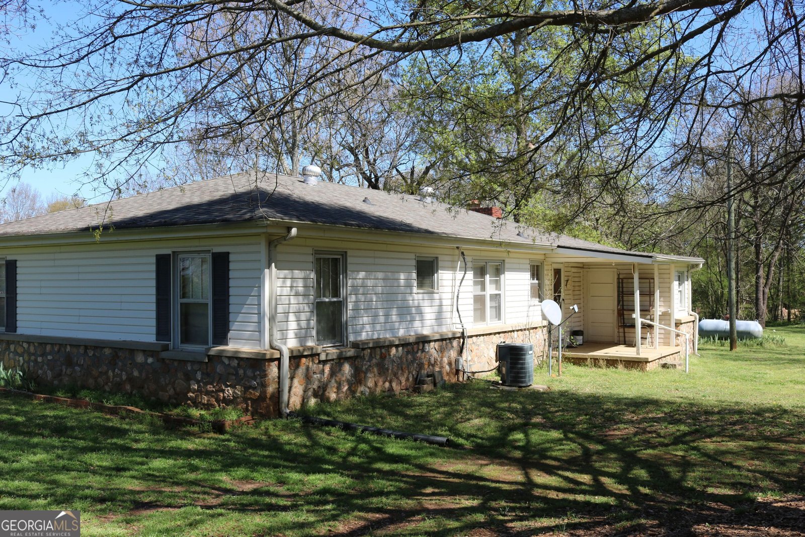 2139 Jones Chapel Shiloh Rd Danielsville - Photo 6