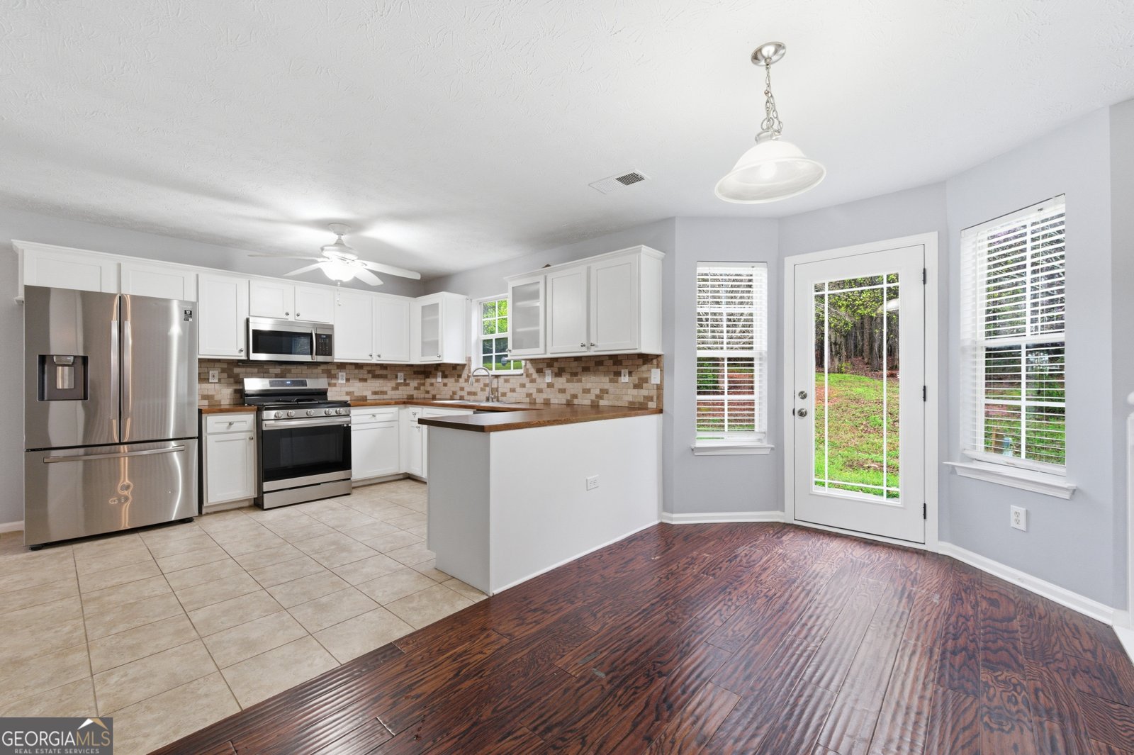 9360 Carnes Crossing Circle Jonesboro - Photo 11