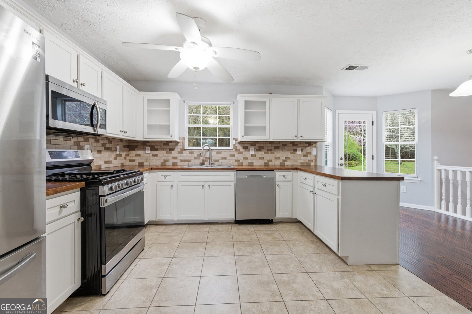 9360 Carnes Crossing Circle Jonesboro - Photo 7