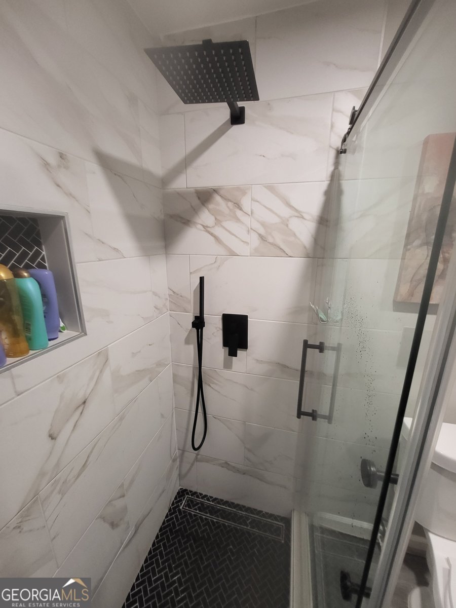 7036 Somerset Circle Alpharetta - Photo 11