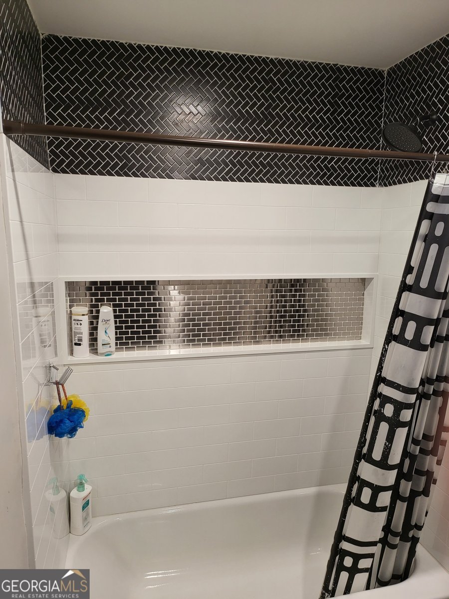 7036 Somerset Circle Alpharetta - Photo 6