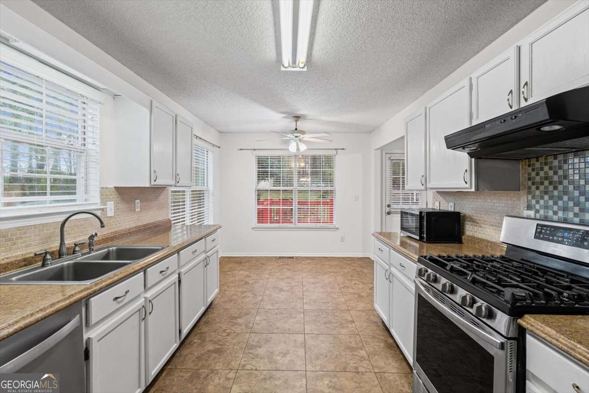 2242 Rocksram Court Buford - Photo 22