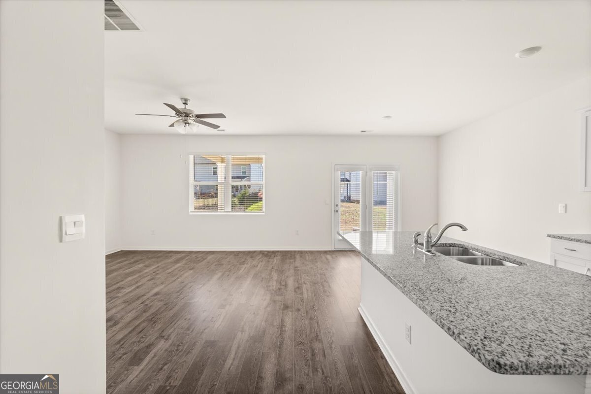 296 Canyon Ferry Way Hoschton - Photo 16