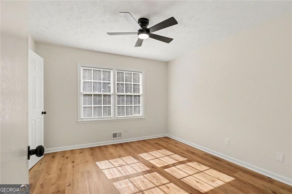 2142 Colonial Oak Way Stone Mountain - Photo 12