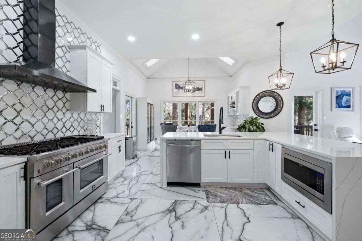 4500 River Mansions Trace Berkeley Lake - Photo 8