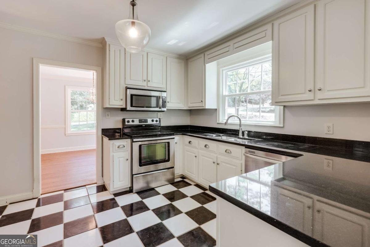 490 McWhorter Drive Athens - Photo 17