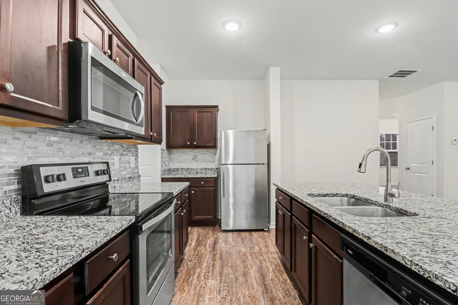 4635 Bluffton Court Cumming - Photo 10