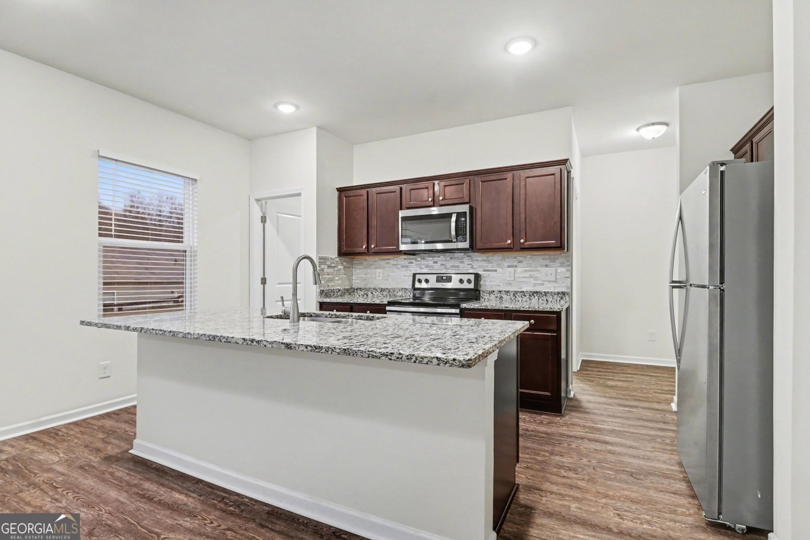 4635 Bluffton Court Cumming - Photo 9