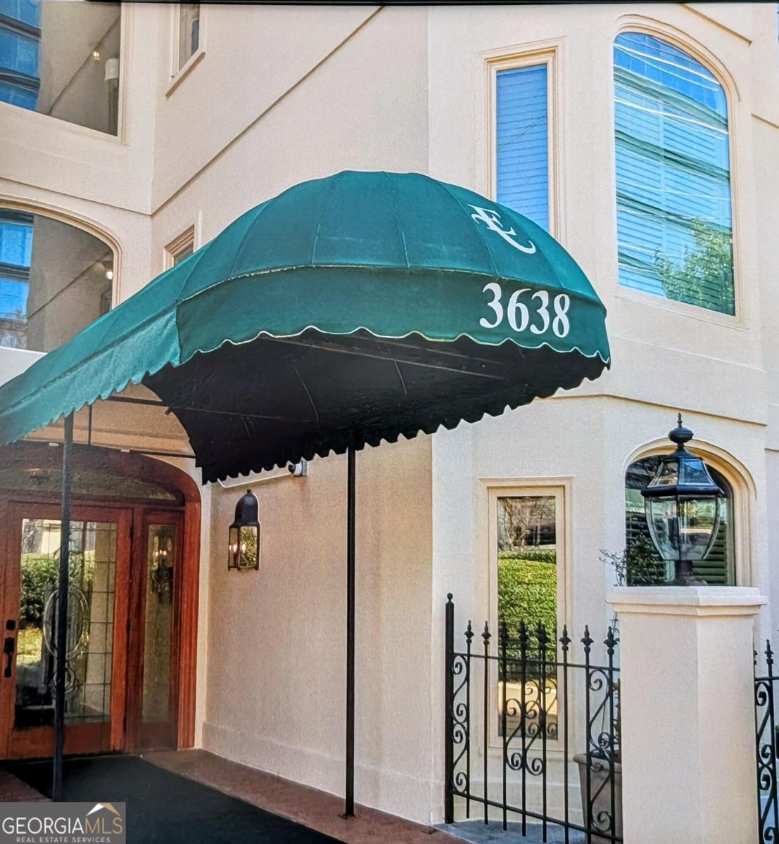 3638 Peachtree Road Atlanta - Photo 1