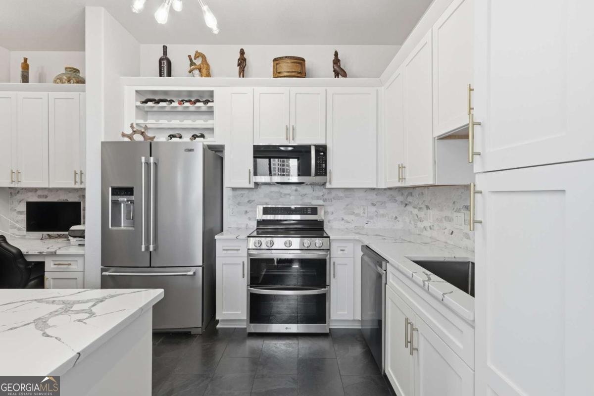 3445 Stratford Road Atlanta - Photo 1