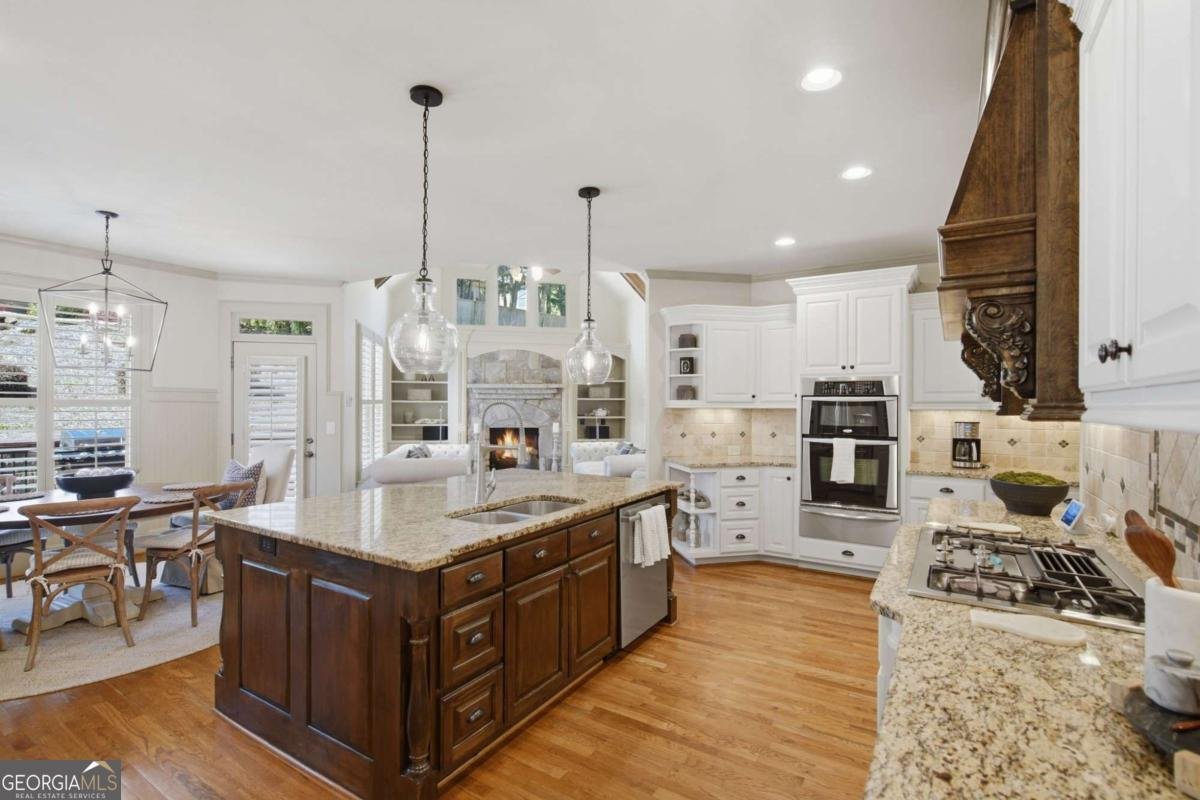 1325 Whisper Cove Drive Buford - Photo 18