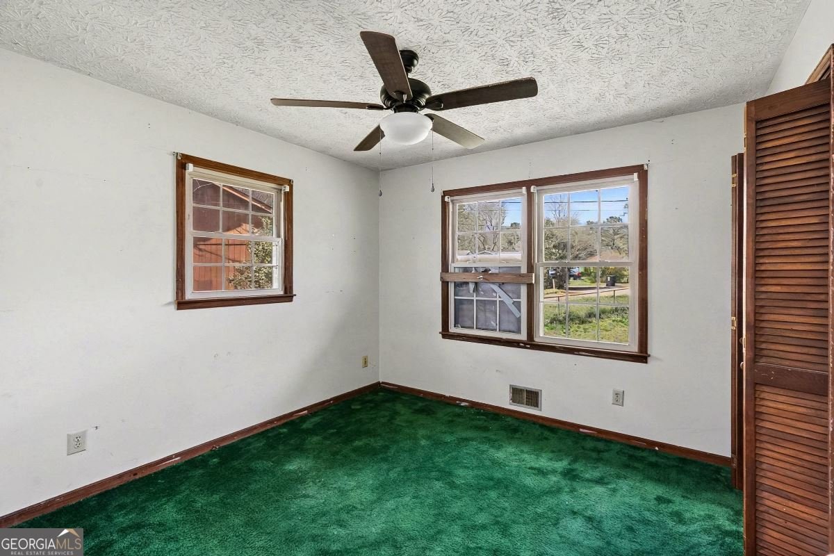 512 Terry Drive Griffin - Photo 19