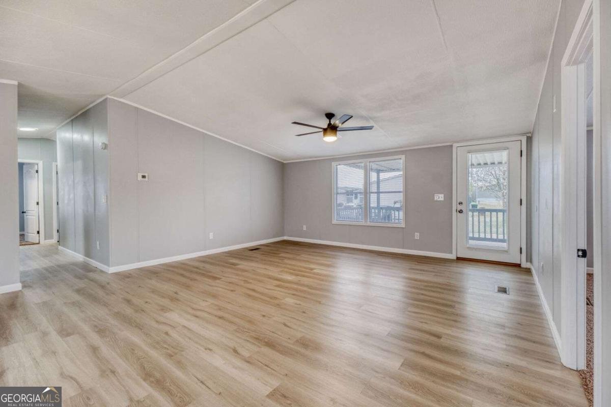 1060 Fairmont Drive Hampton - Photo 6