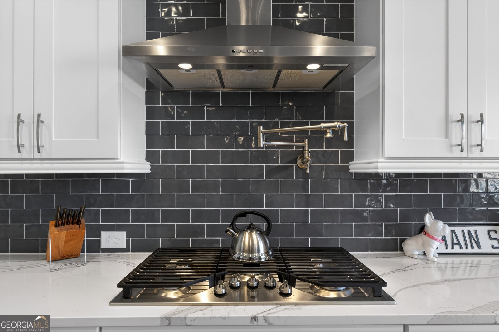 8255 Main Street Woodstock - Photo 10