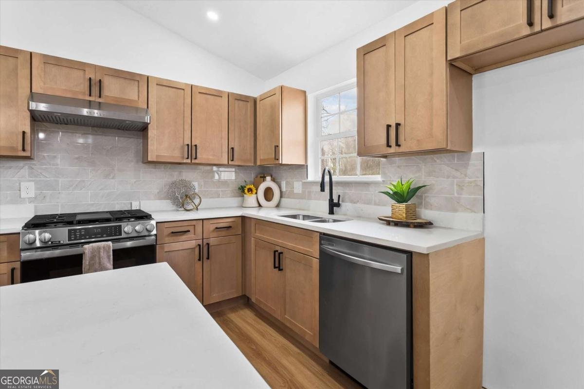 1381 To Lani Farm Road Stone Mountain - Photo 15