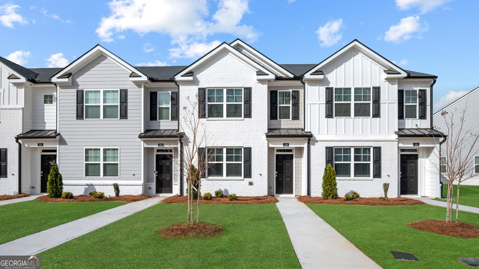 364 Sound Circle Stockbridge - Photo 1