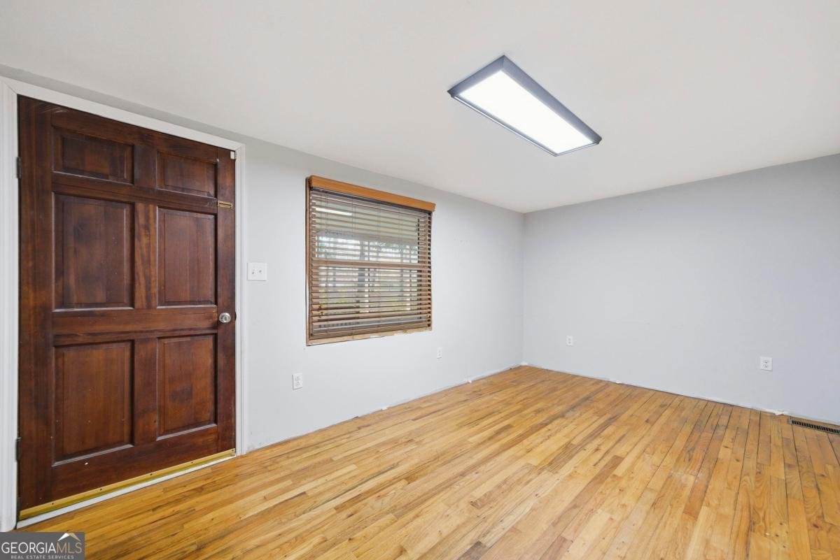 296 Kings Road Milledgeville - Photo 12