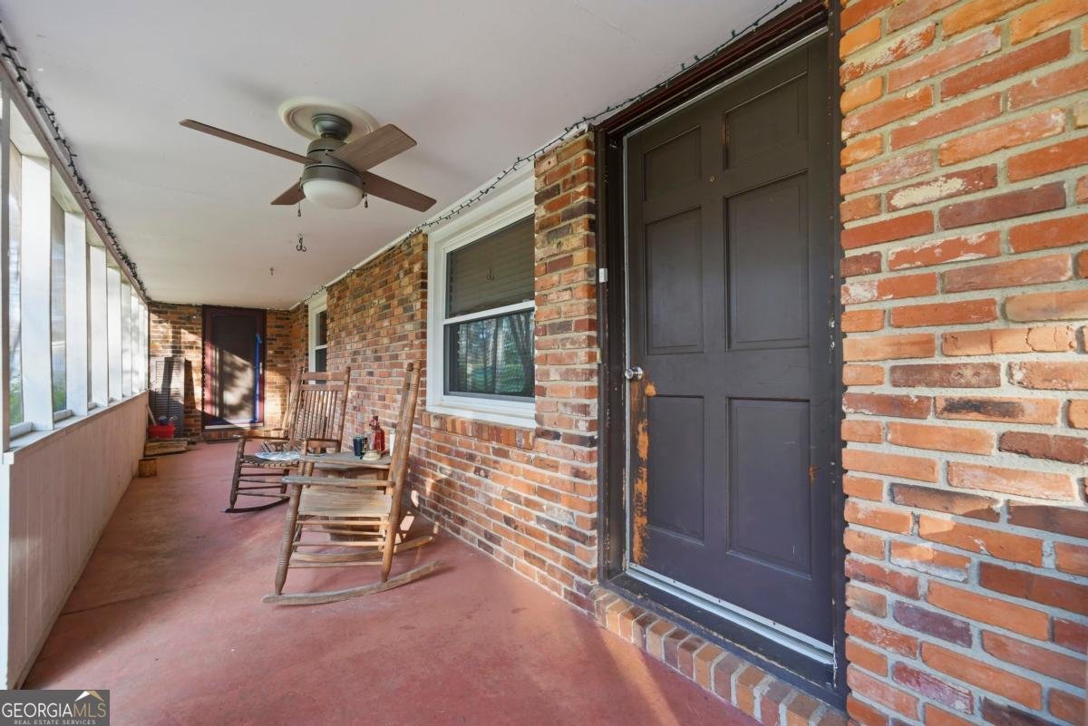 296 Kings Road Milledgeville - Photo 6