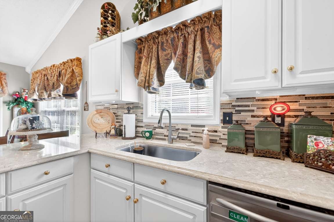 904 Pointers Way Lawrenceville - Photo 9