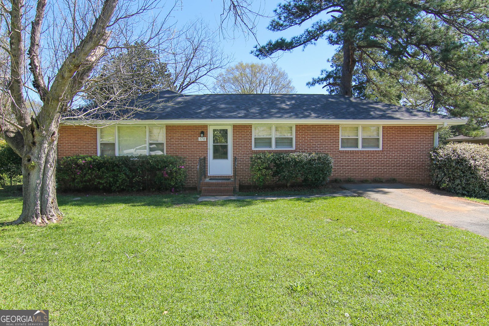 110 Springdale Drive Warner Robins - Photo 1