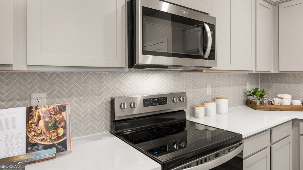 428 Reflection Drive Stockbridge - Photo 11