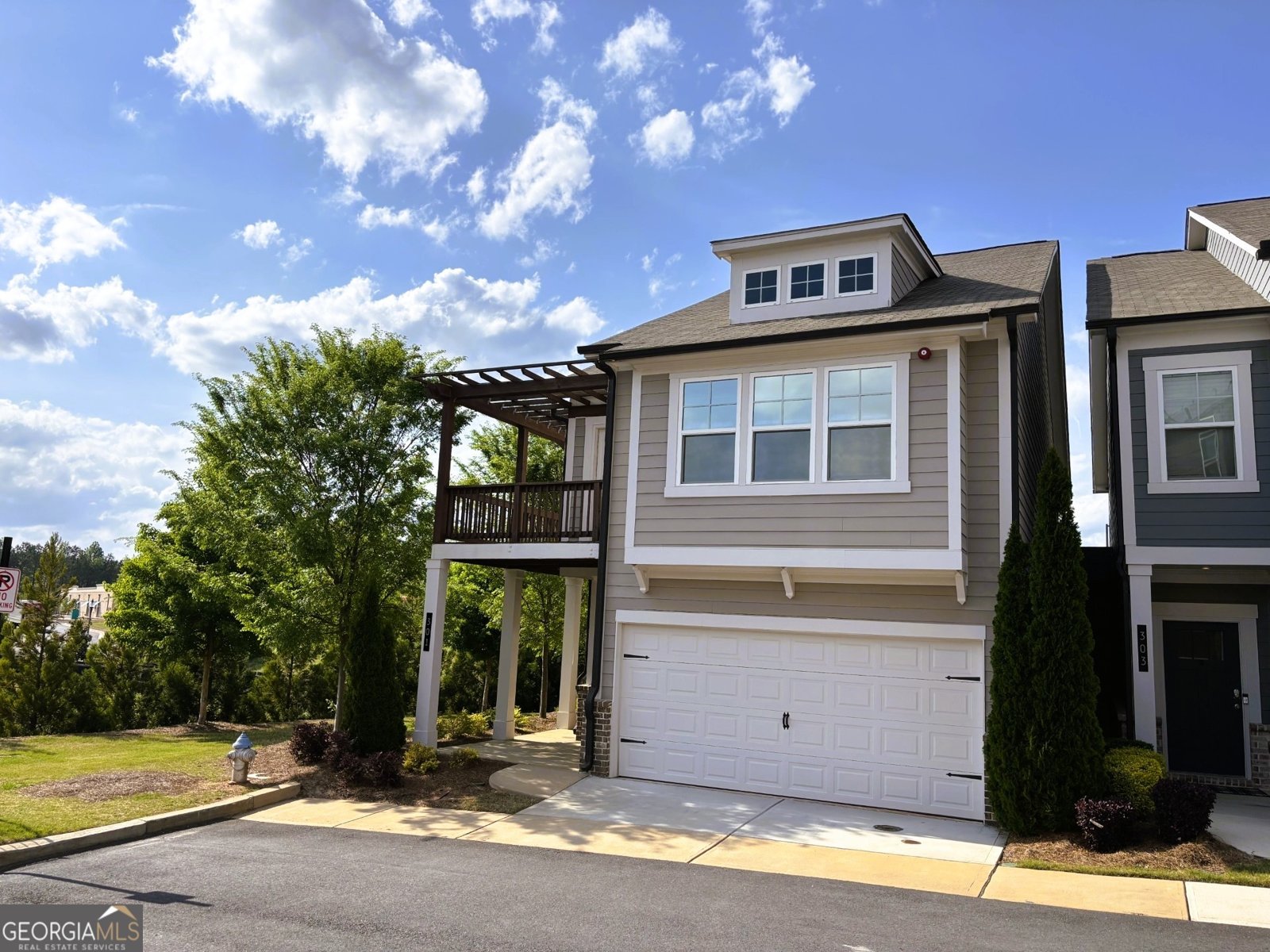 301 Hayden Circle Woodstock - Photo 1