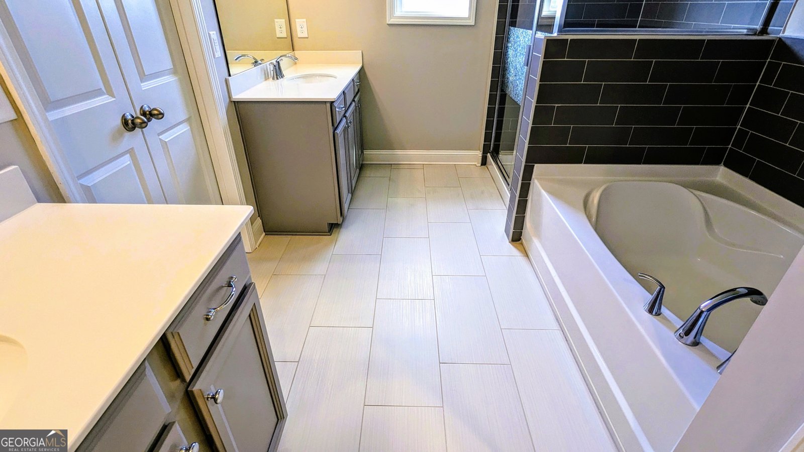 301 Hayden Circle Woodstock - Photo 9