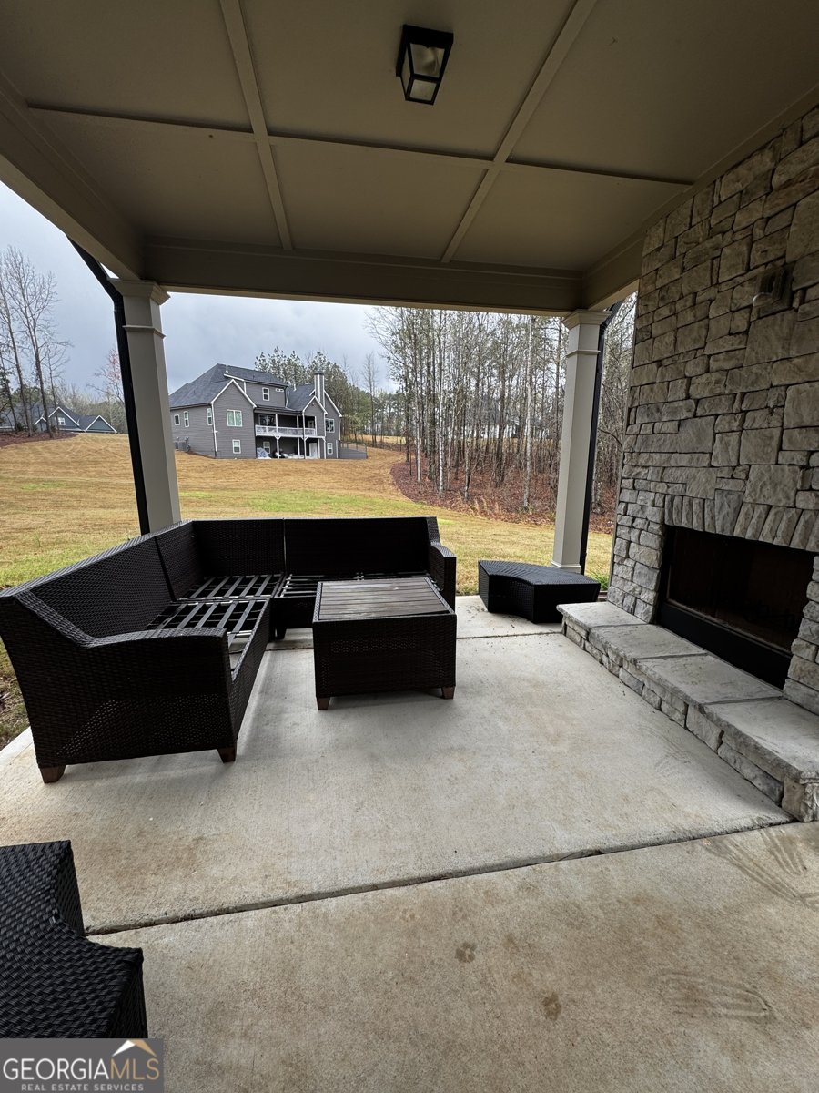 306 Lowebrook Court Fairburn - Photo 6