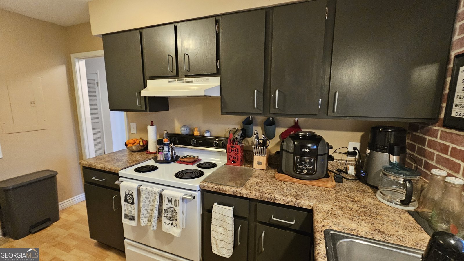 810 Willow Creek Drive Macon - Photo 10