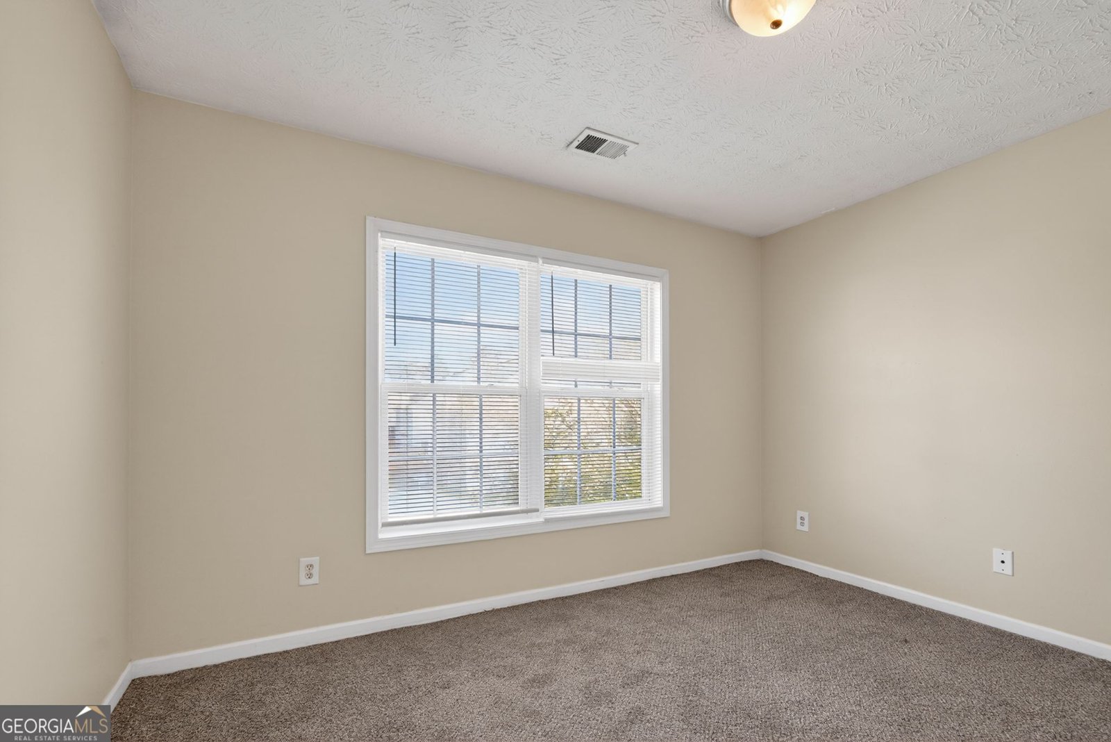 3885 Riverside Parkway Decatur - Photo 6