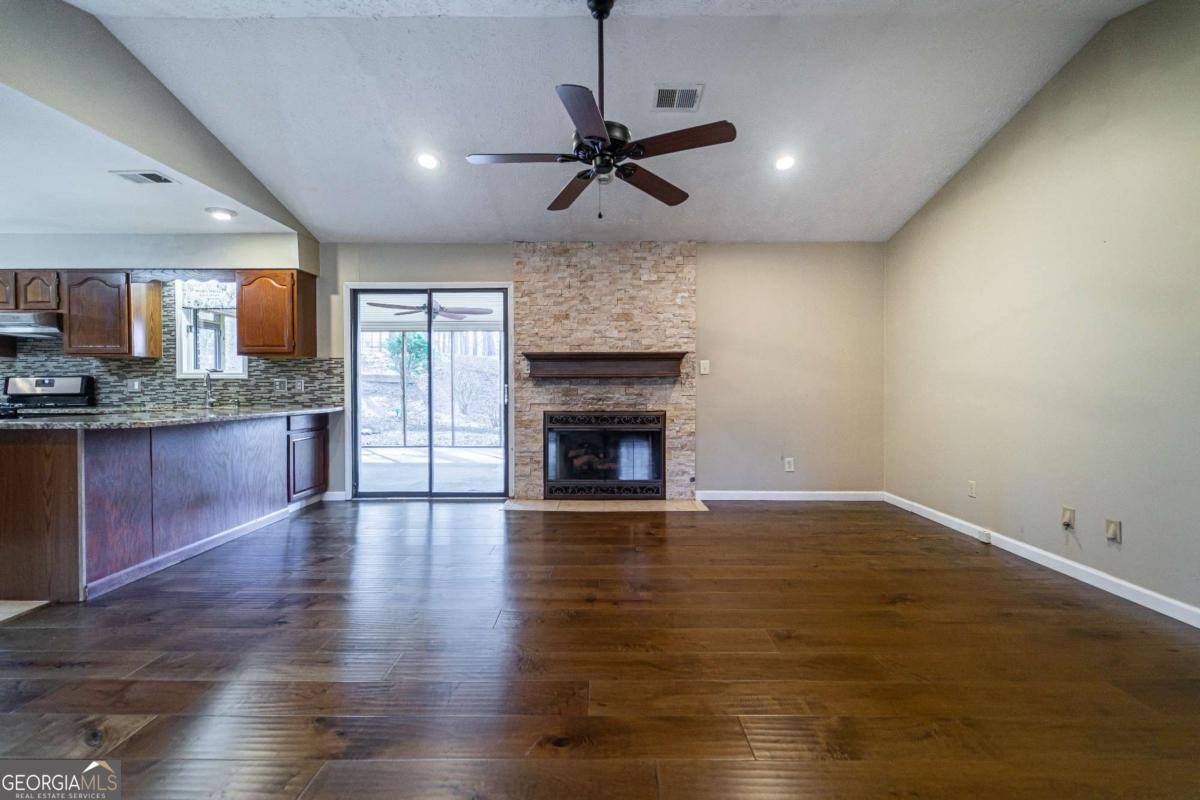 309 Picketts Crossing Acworth - Photo 8