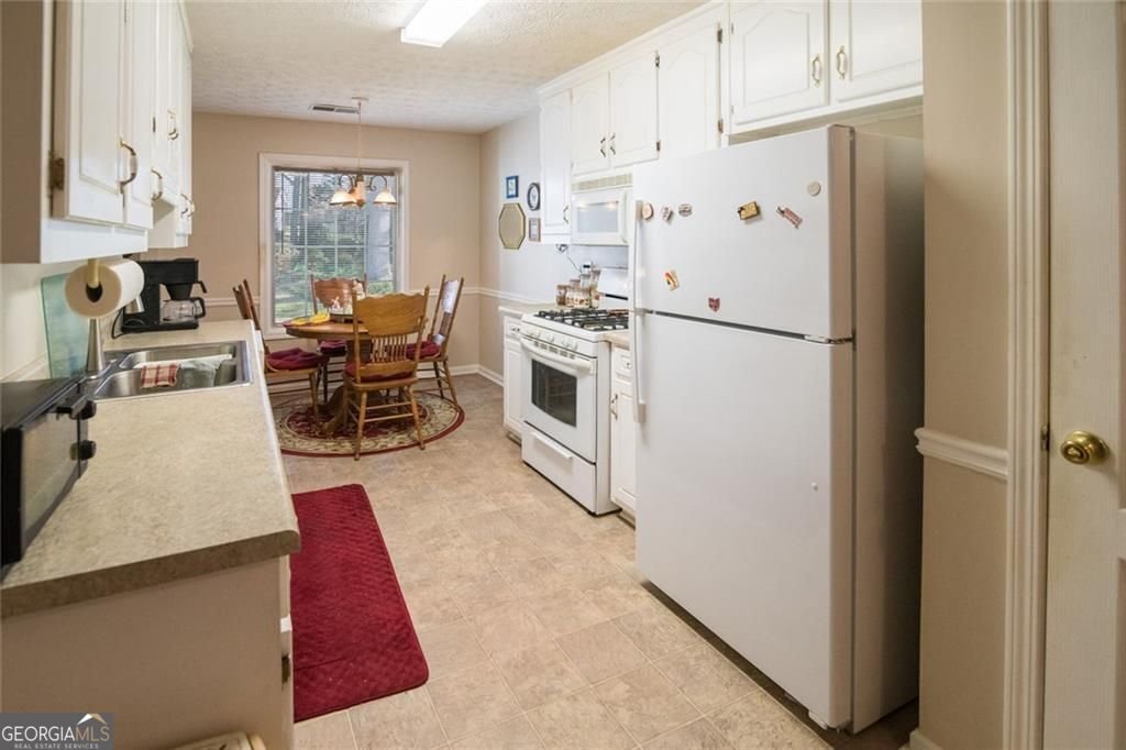 1585 Snow Hill Drive Lawrenceville - Photo 6