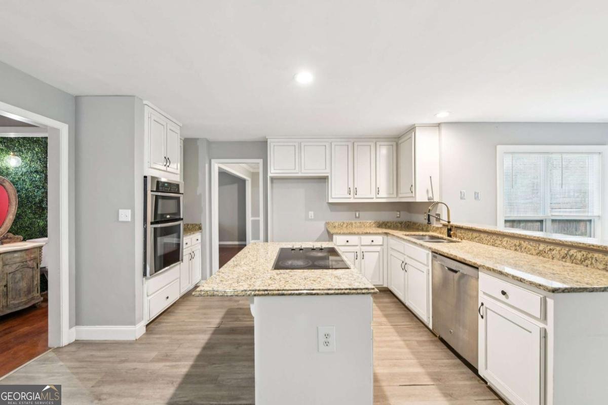 531 Shyrewood Drive Lawrenceville - Photo 11