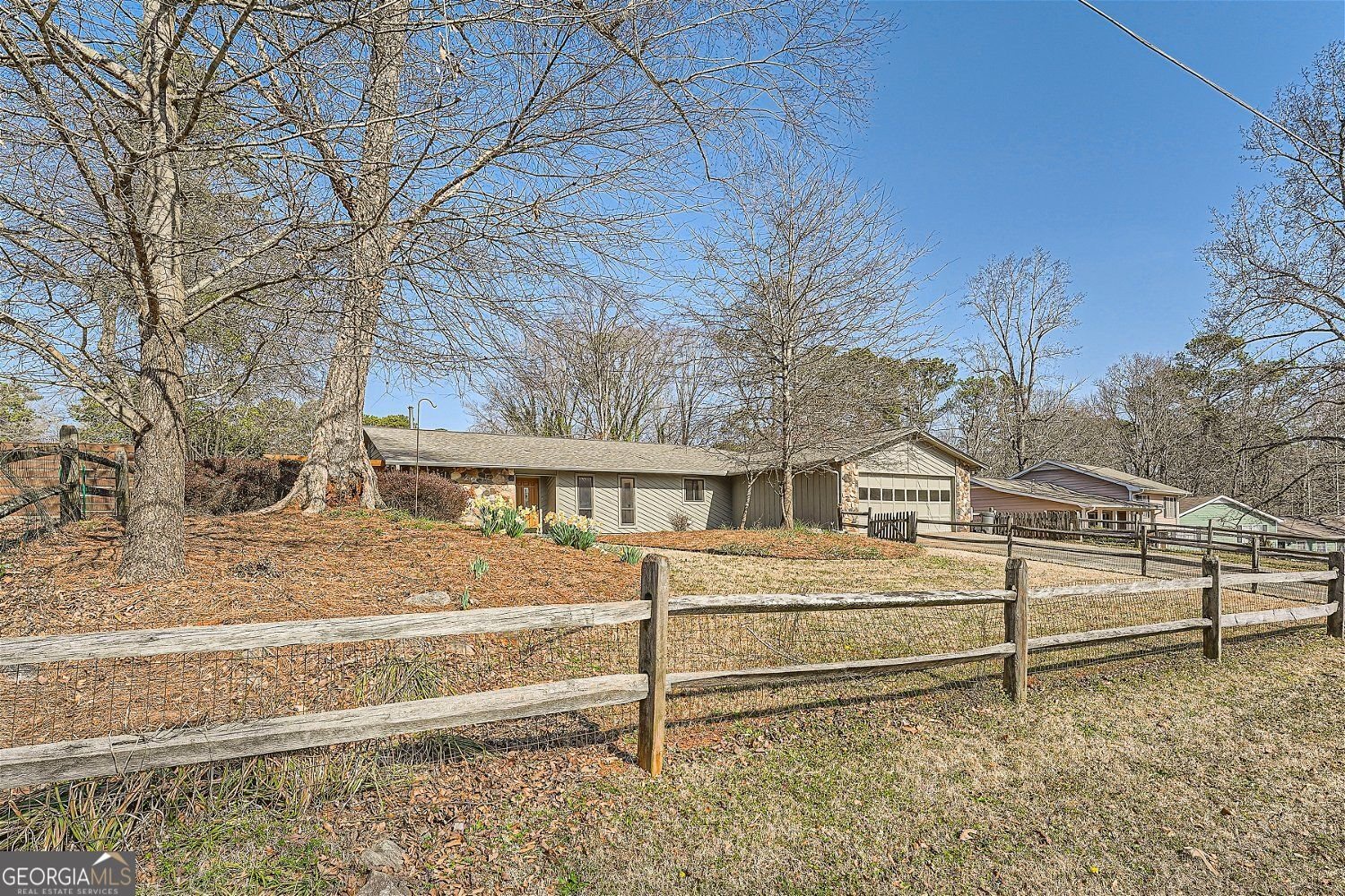 4759 Mockernut Court Lilburn - Photo 1