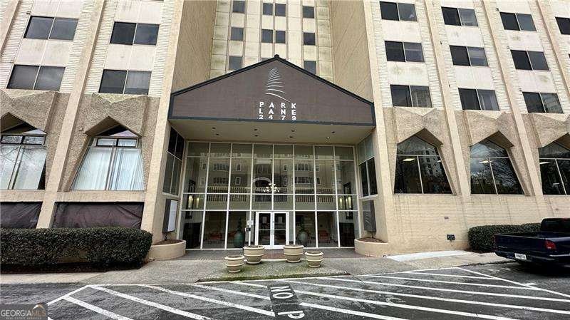 2479 Peachtree Road Atlanta - Photo 1
