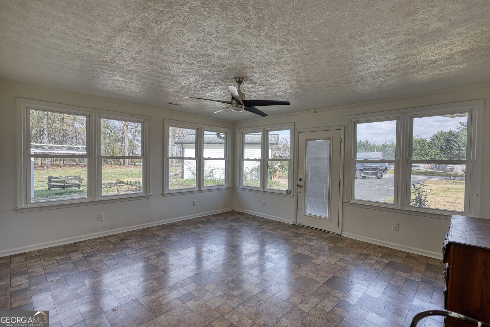 10 Wolfskin Road Arnoldsville - Photo 28