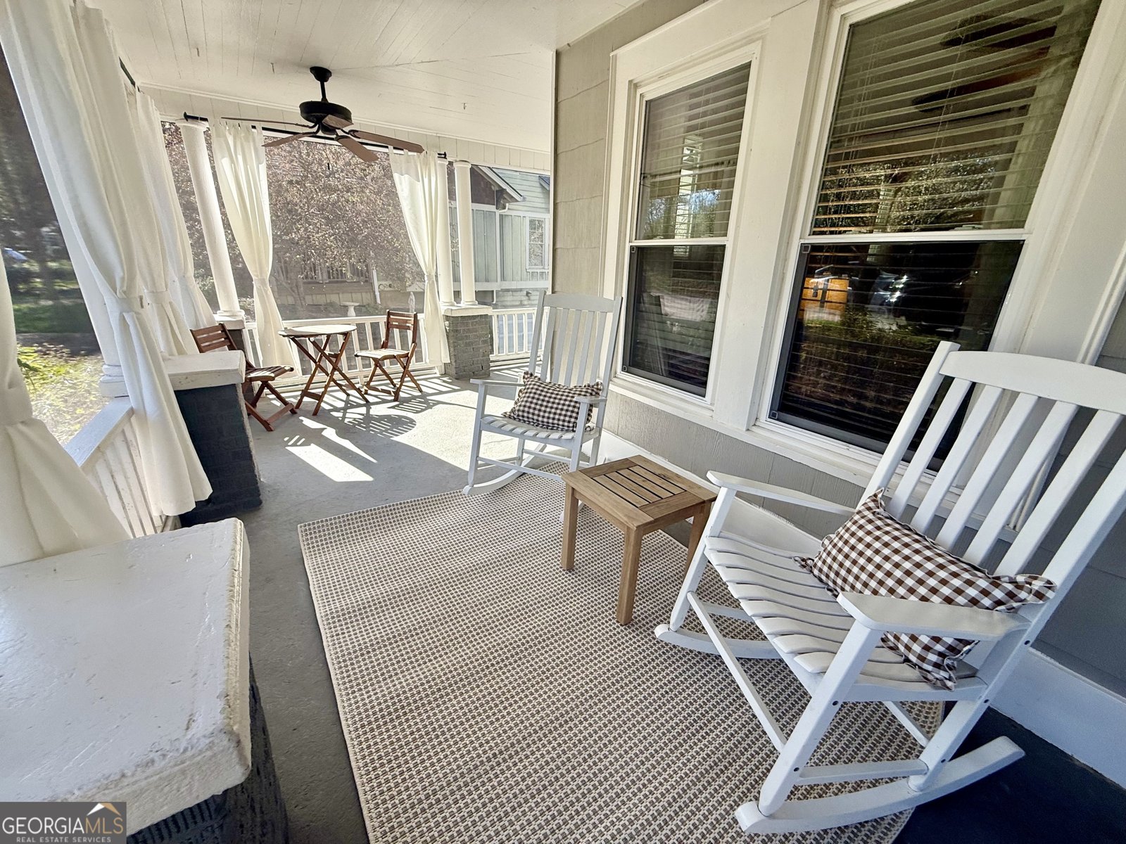 141 York Street Clarkesville - Photo 8