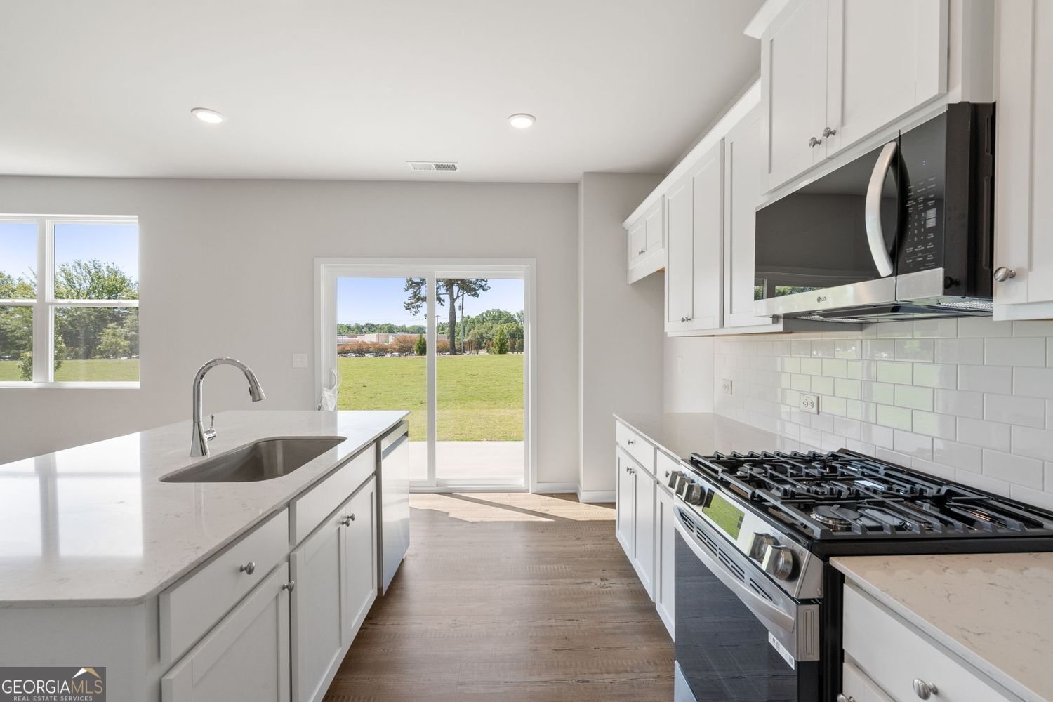 328 EARNSHAW Avenue McDonough - Photo 12