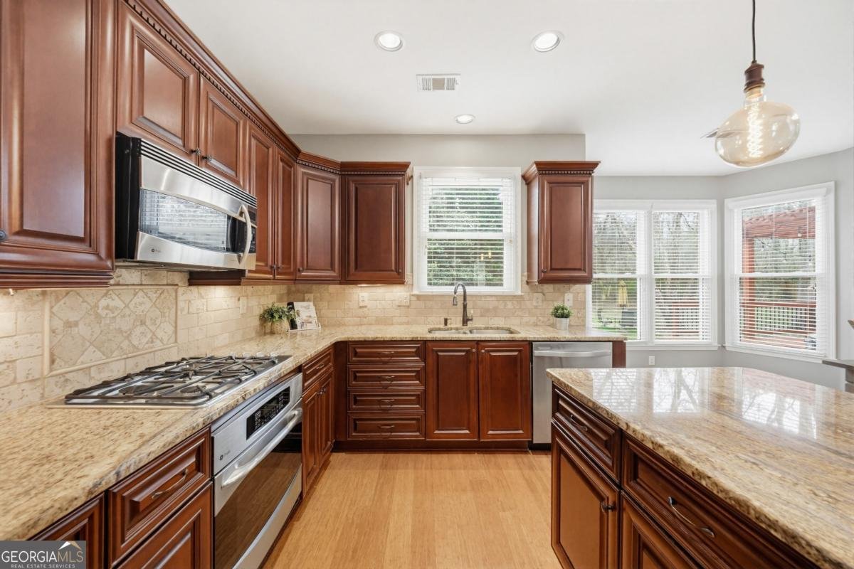 2965 Saddlebrook Glen Drive Cumming - Photo 7